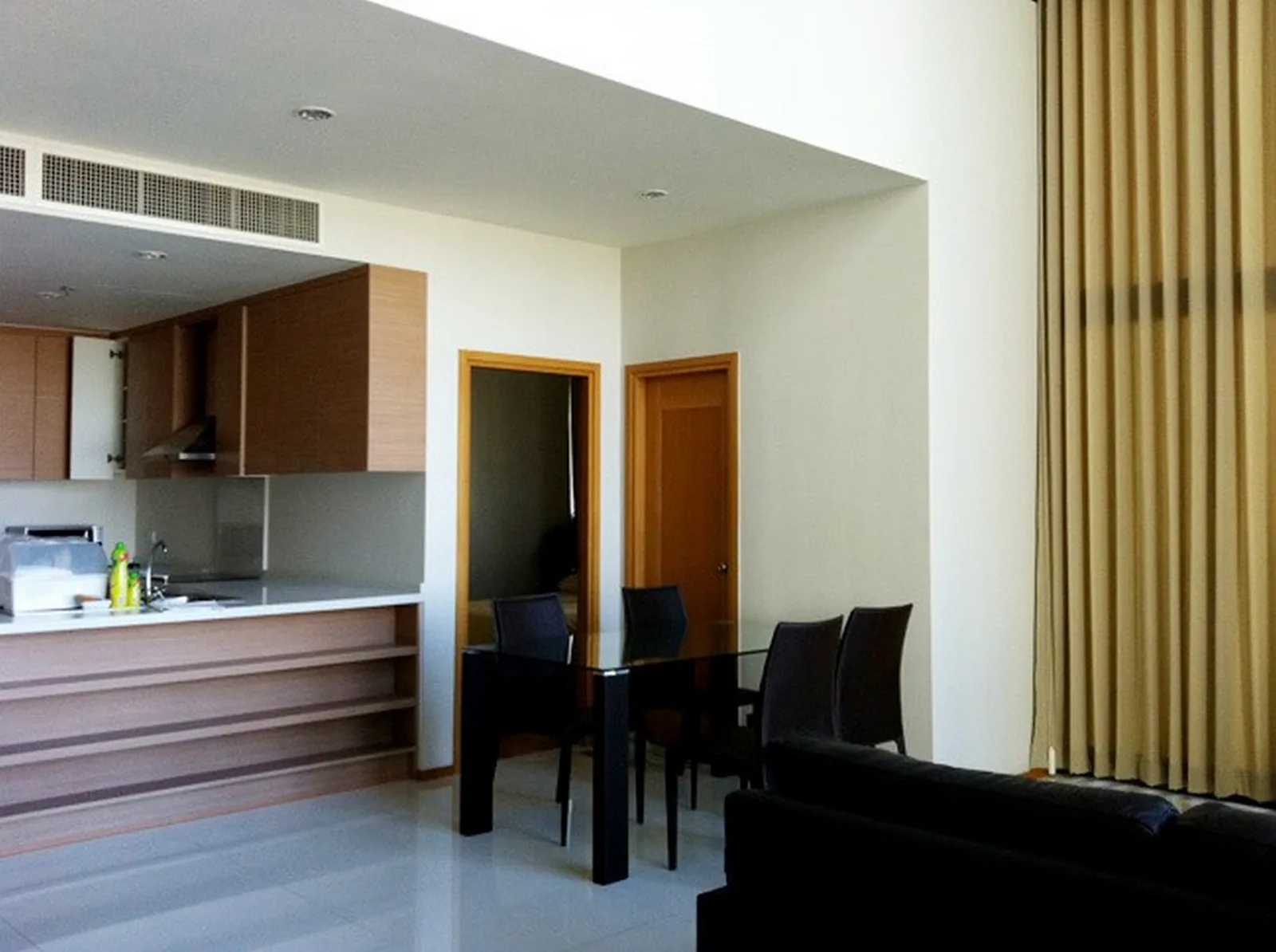 The Emporio Place — photo 1