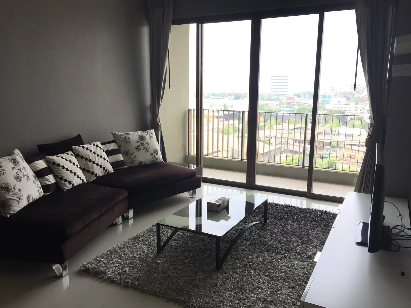 The Emporio Place — photo 1