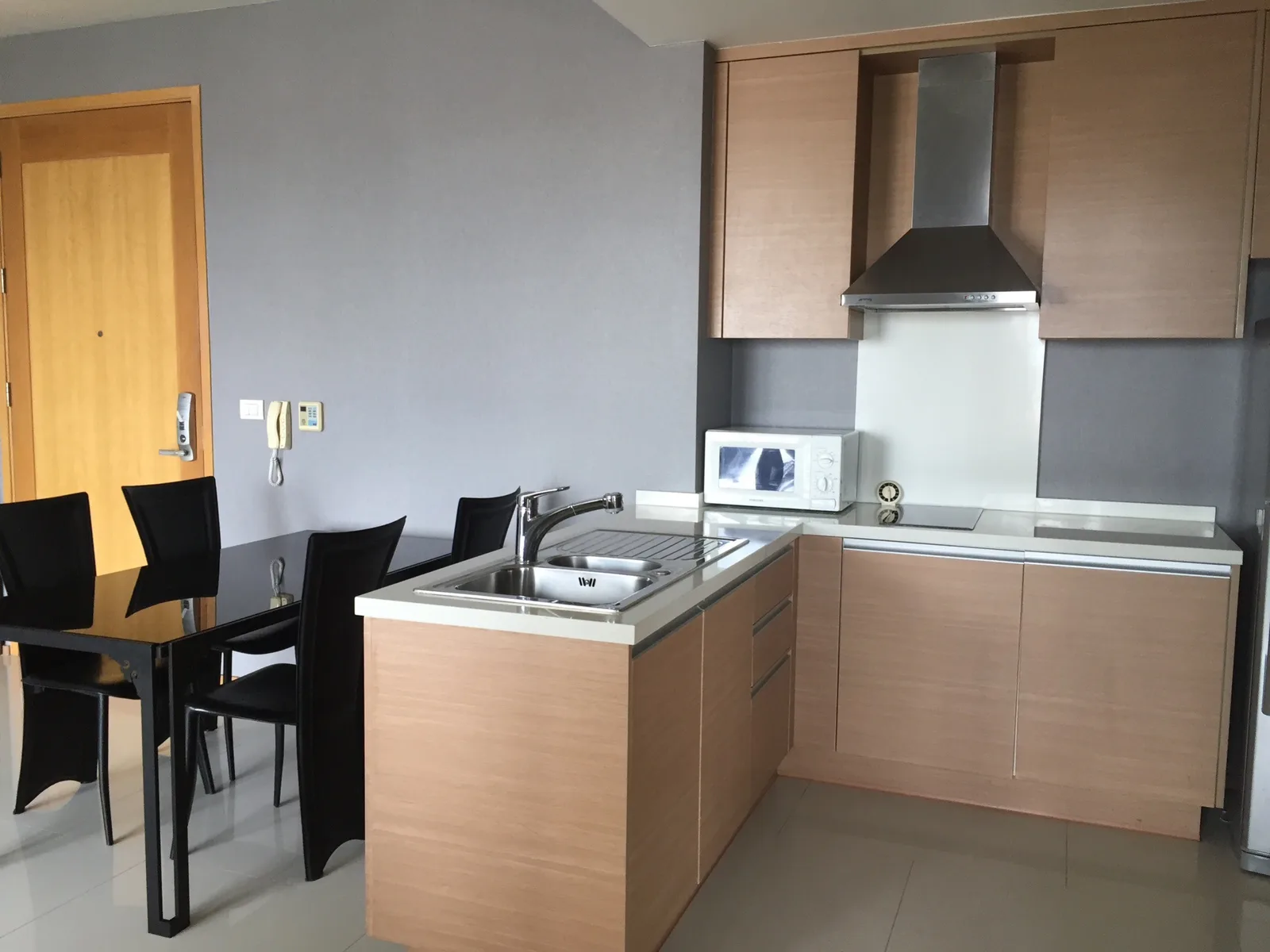 The Emporio Place — photo 4