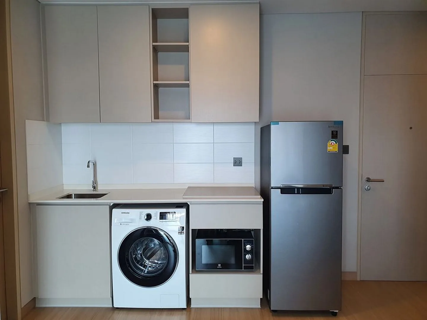 Lumpini Suite Phetchaburi - Makkasan — photo 12