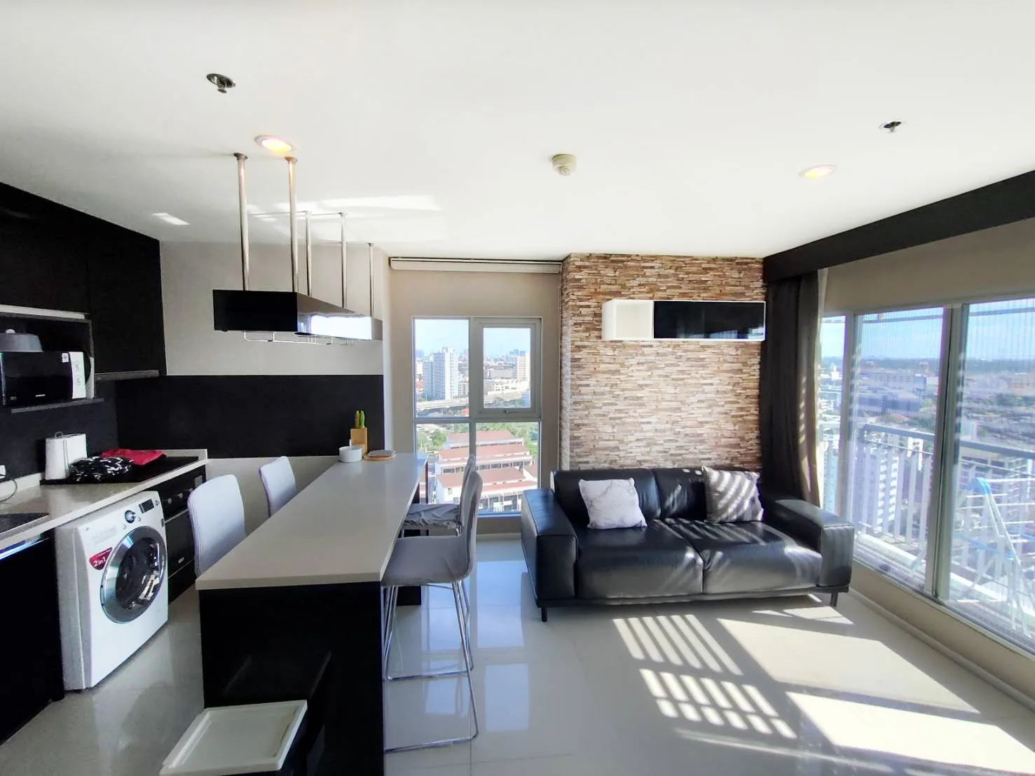 Aspire Sukhumvit 48 — photo 1