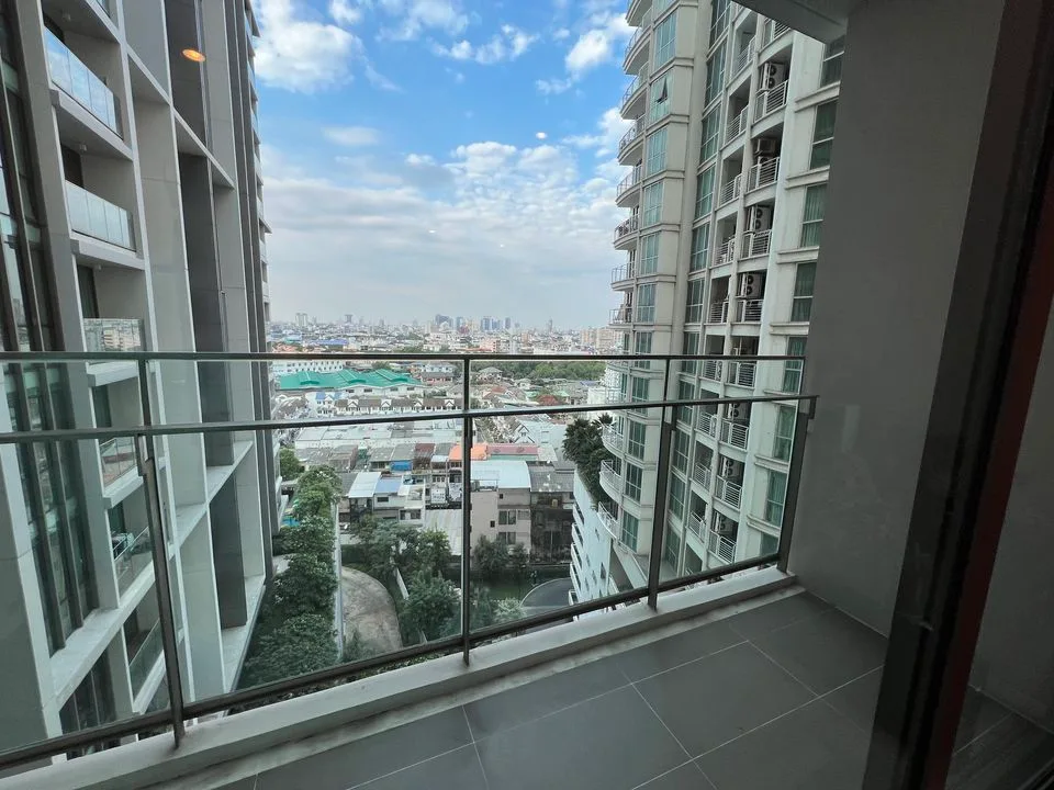 The Room Sukhumvit 69 — photo 17
