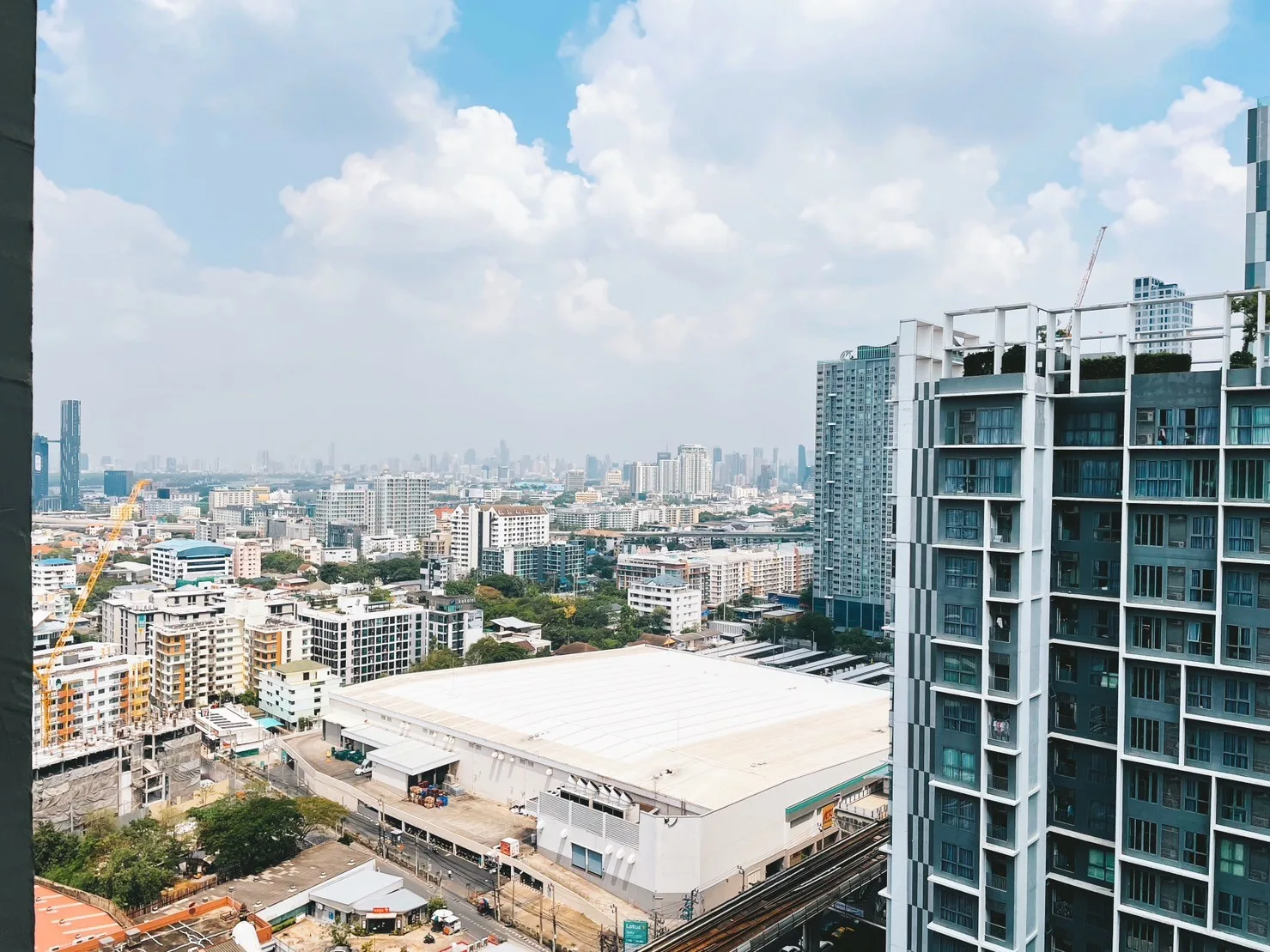 Ideo Mobi Sukhumvit 81 — photo 6