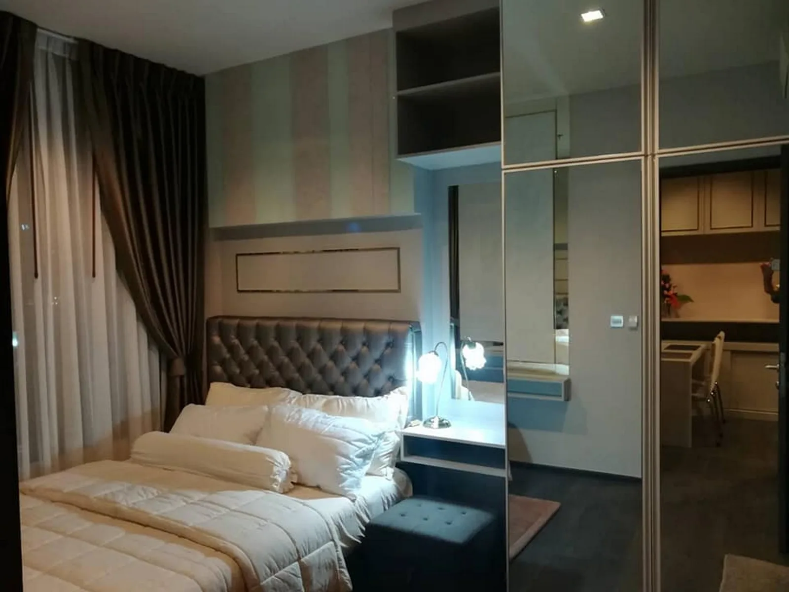 Edge Sukhumvit 23 — photo 5