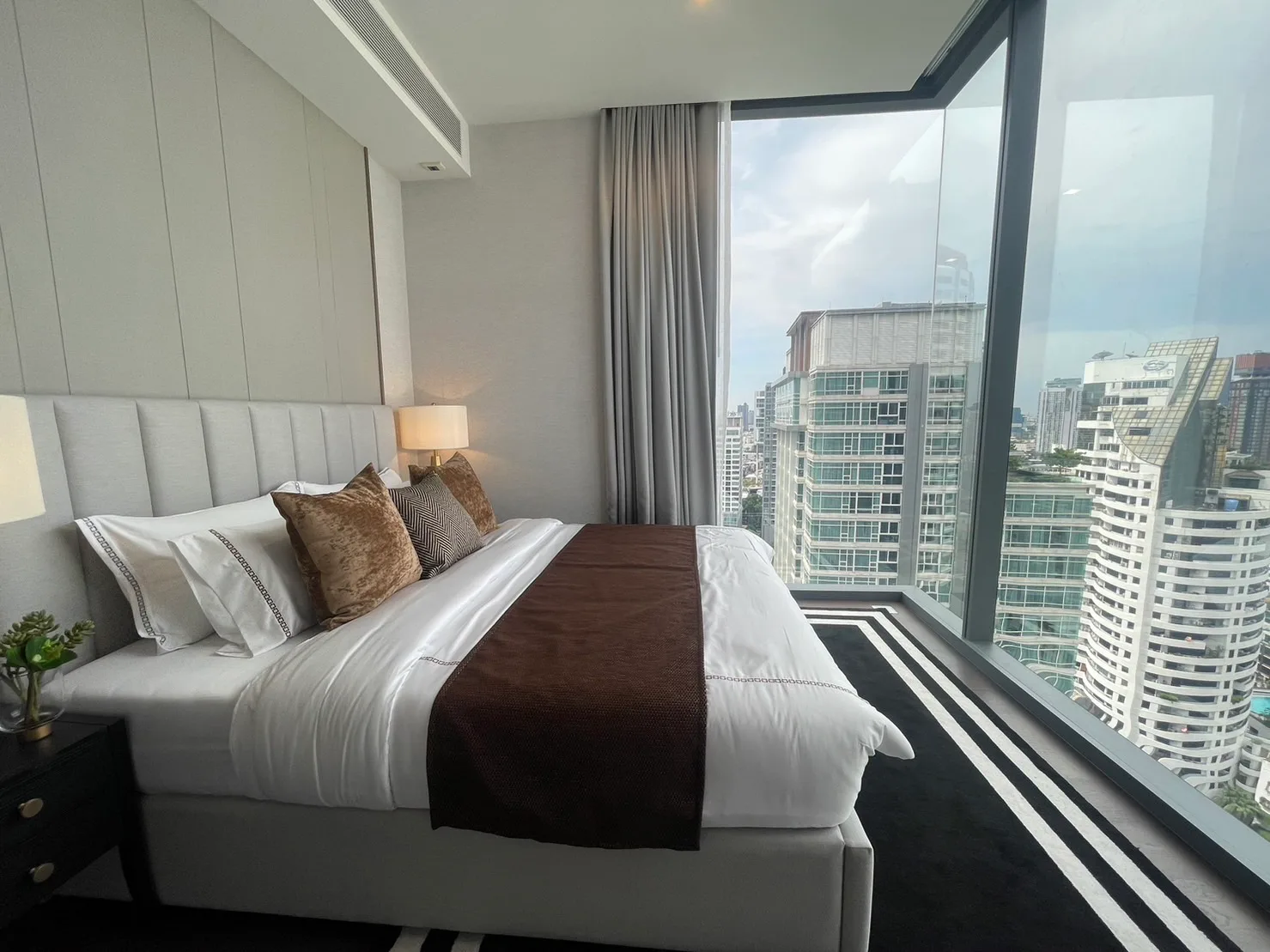 Laviq Sukhumvit 57 — photo 6