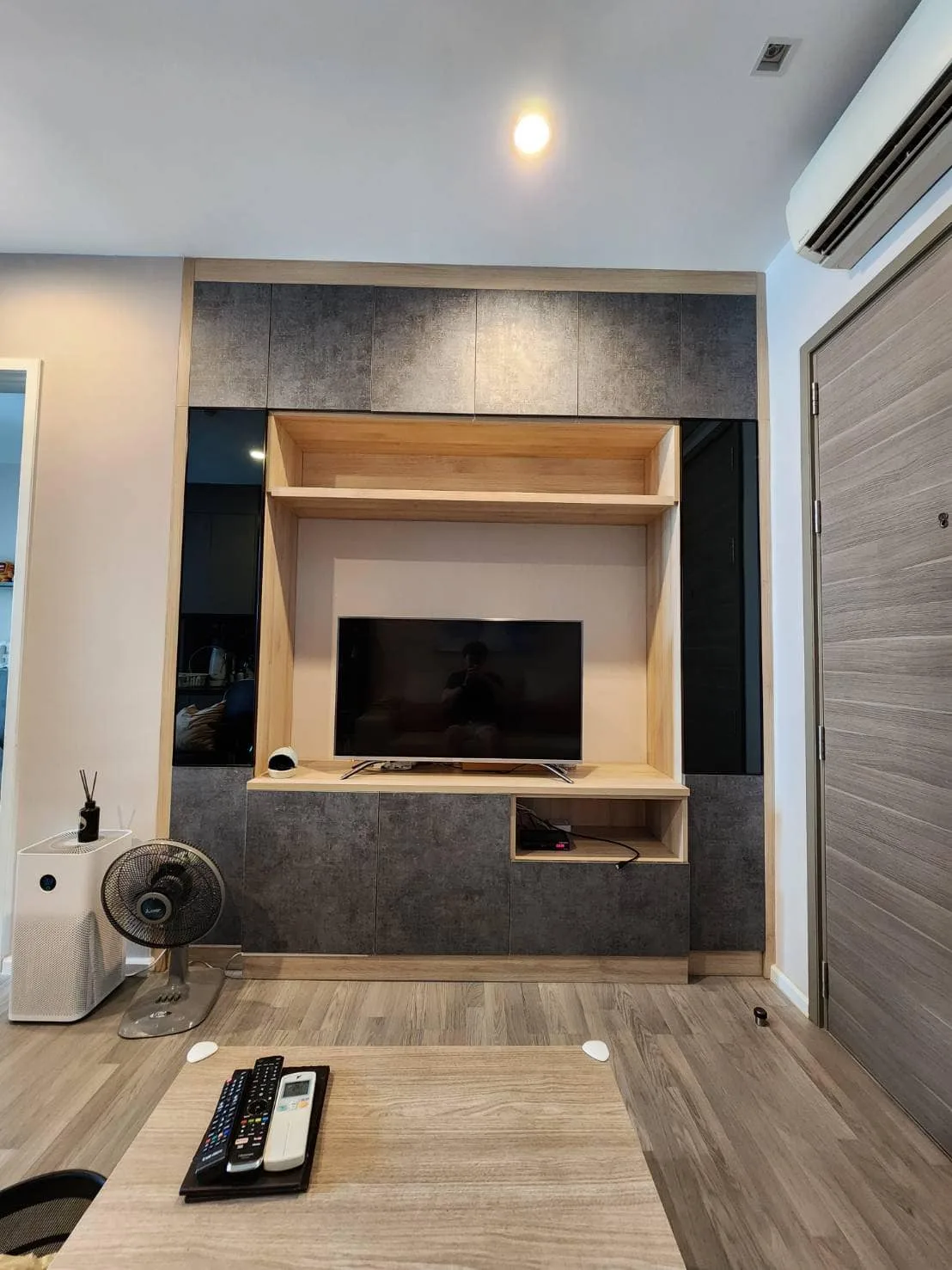 The Room Sukhumvit 69 — photo 1