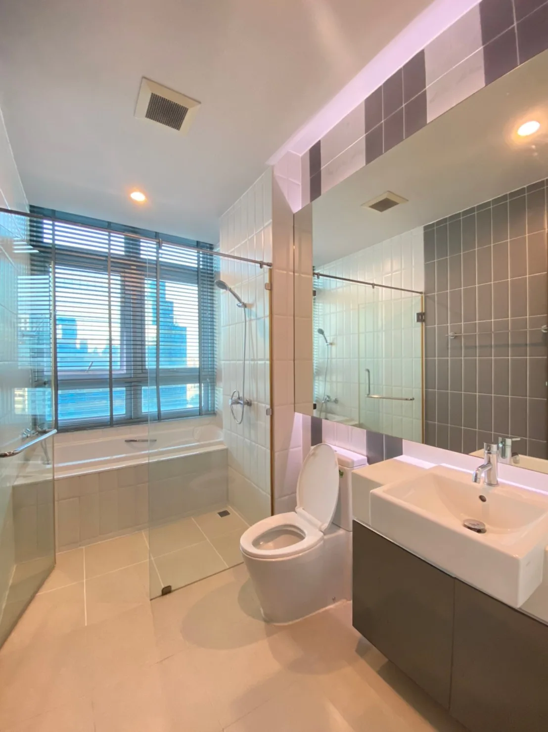 Circle Condominium — photo 14