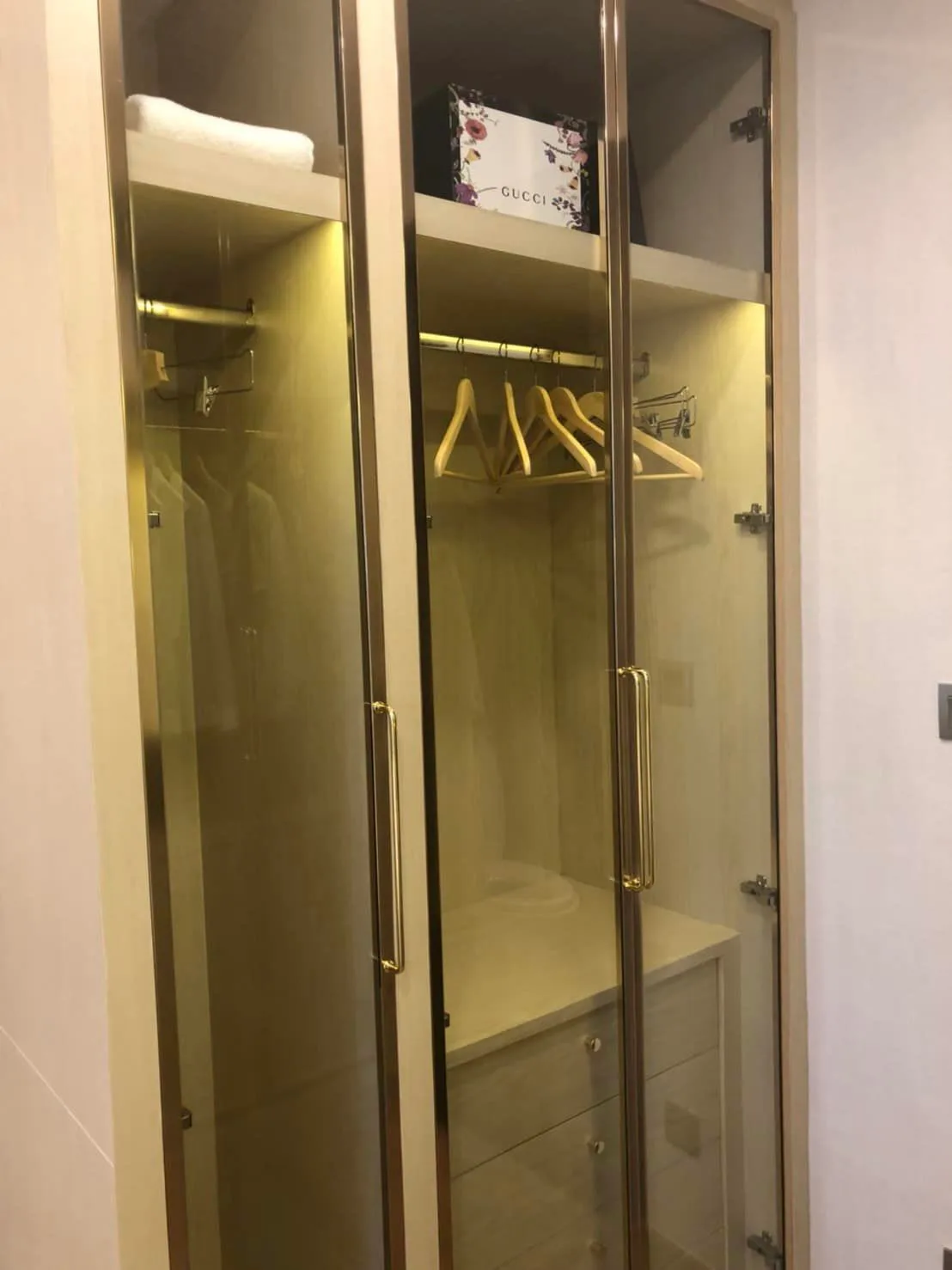 Ashton Chula - Silom — photo 11