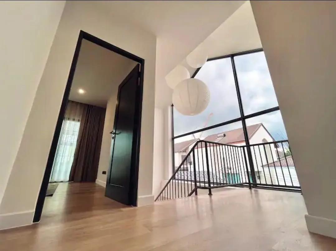 Townhome — photo 12