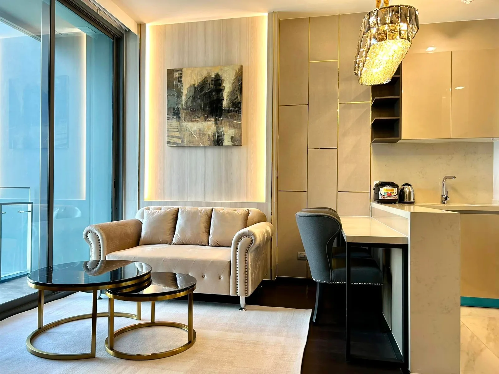 Laviq Sukhumvit 57 — photo 2
