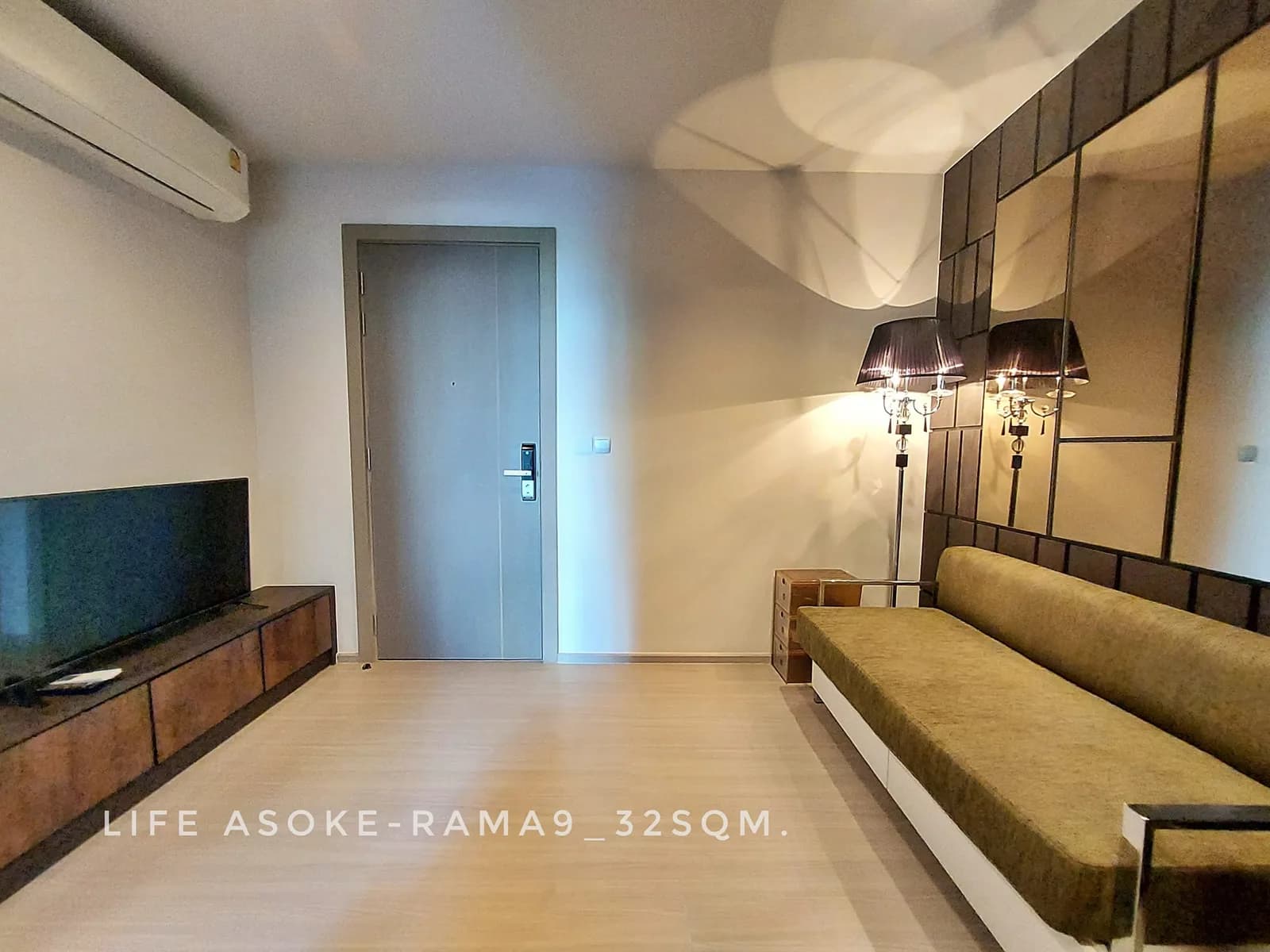 LIFE Asoke - Rama 9 — photo 1