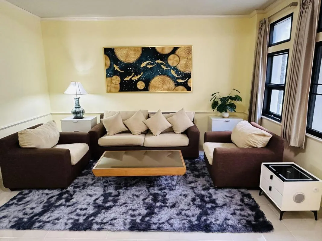 Townhome — photo 1